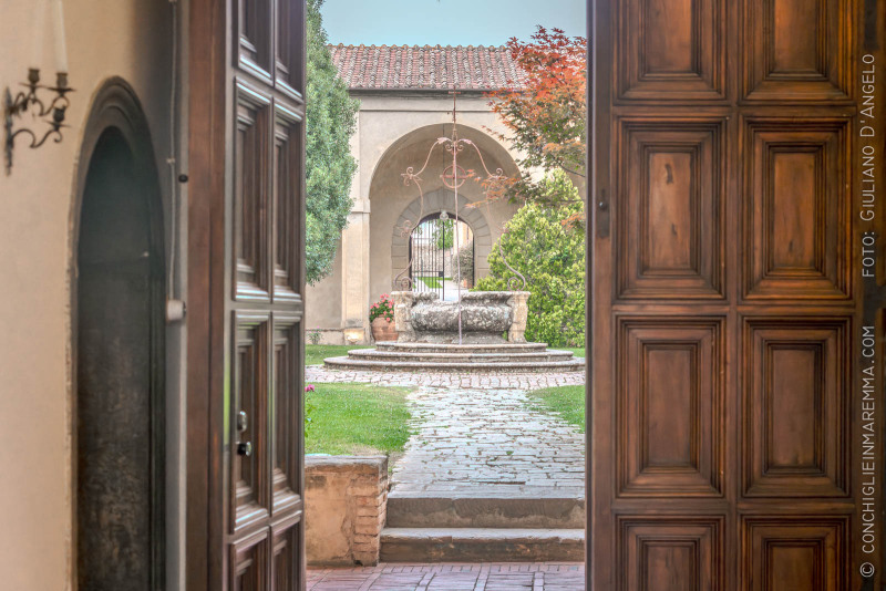 Porta del chiostro