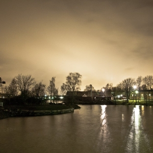 Notte nei canali tra le isole di Suommenlina, Helsinki