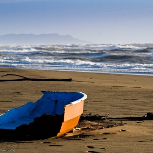 Mareggiata a Marina di Grosseto, a sud del porto canale San Rocco