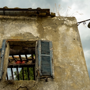 podere diroccato sull adritta di montemassi